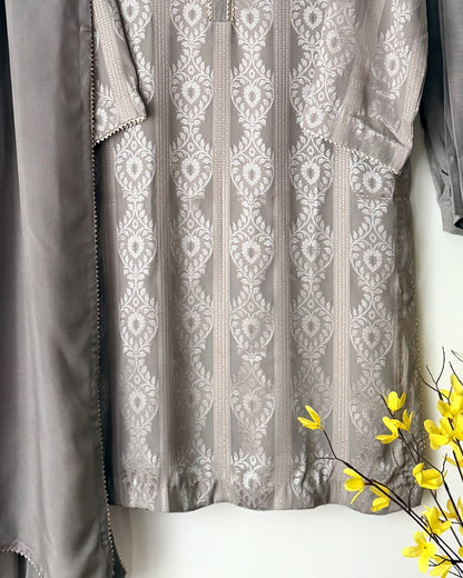 Self silk Jaquard