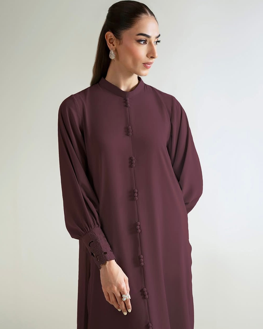 Alaia Maroon - Armaas