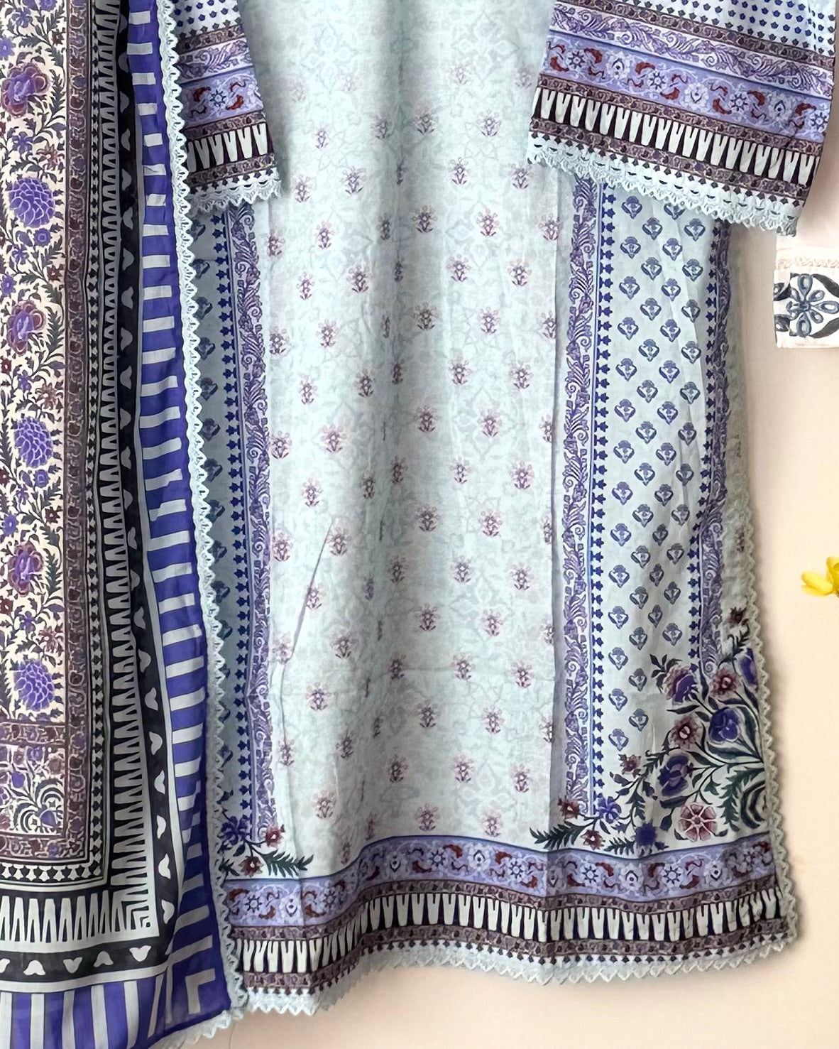 Printed lawn suit  - Agha noor