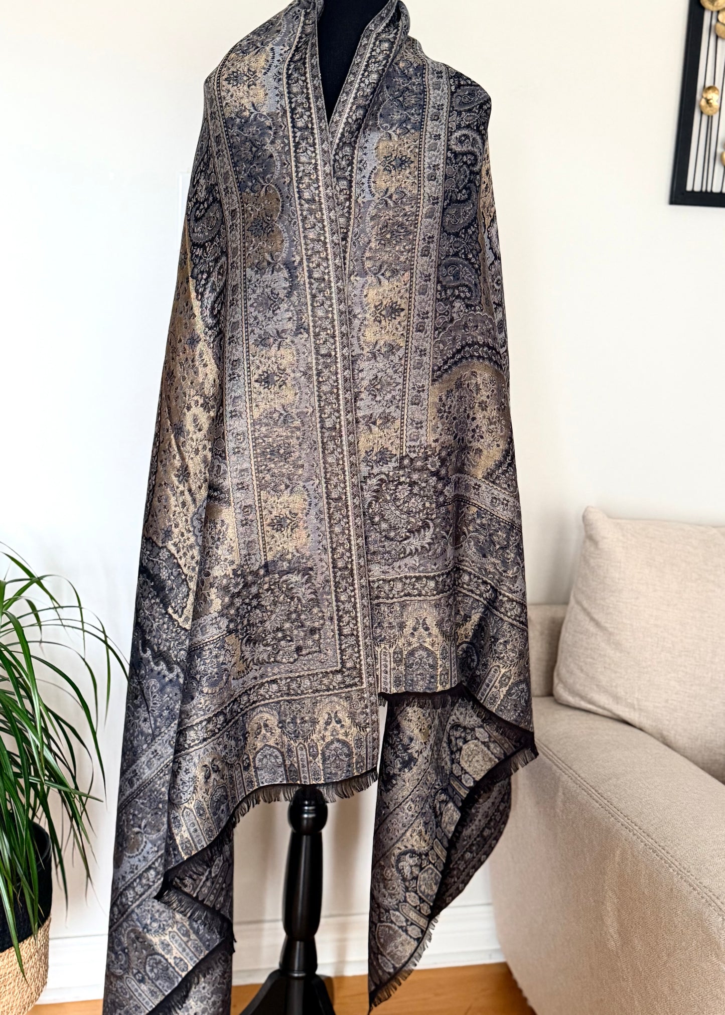 Reversible kani silk shawl