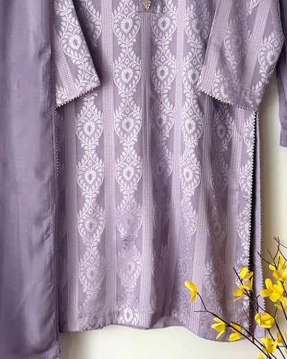 Self silk Jaquard