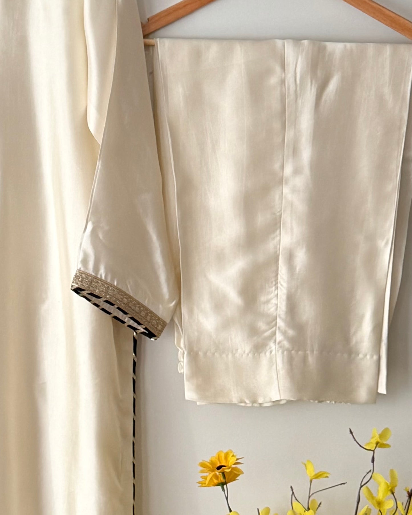 Sheesha silk suit