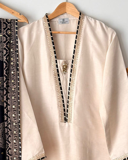 Falak - Kamdani collection