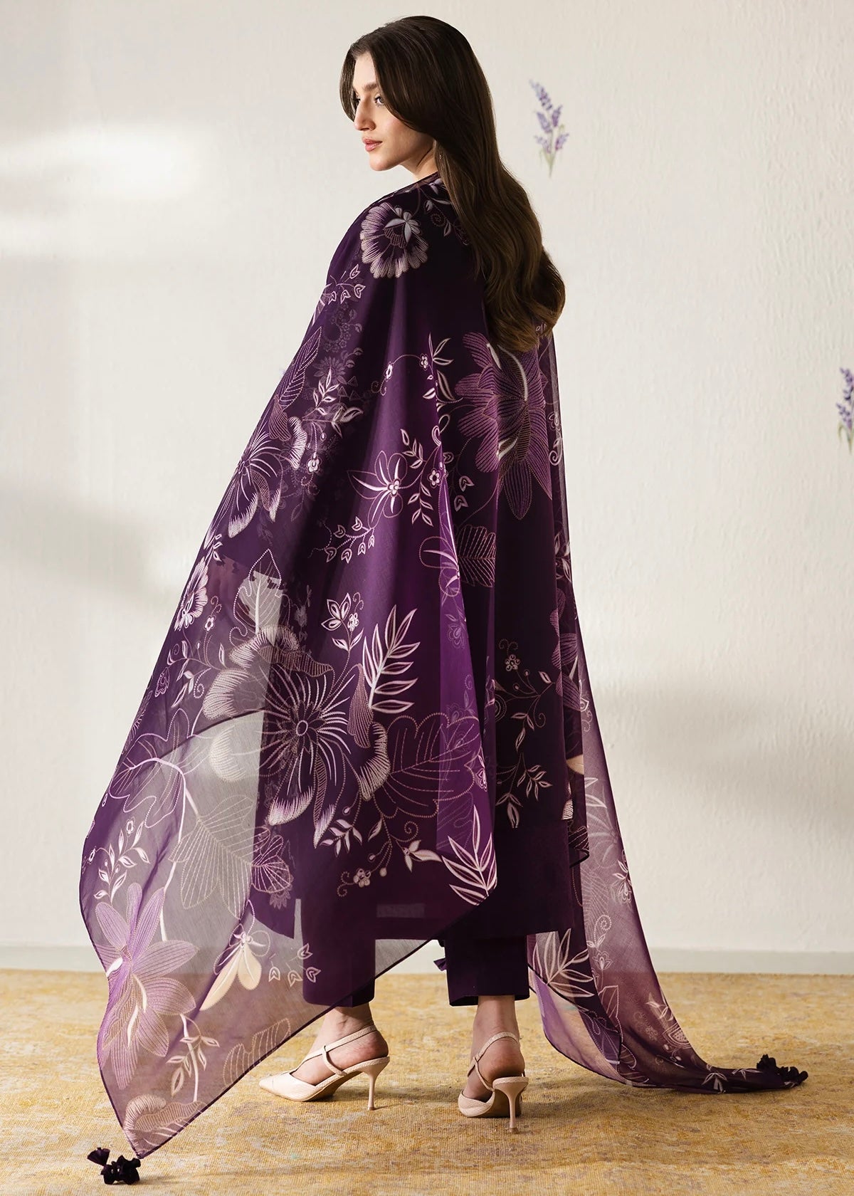 Embroidered suit - Baroque