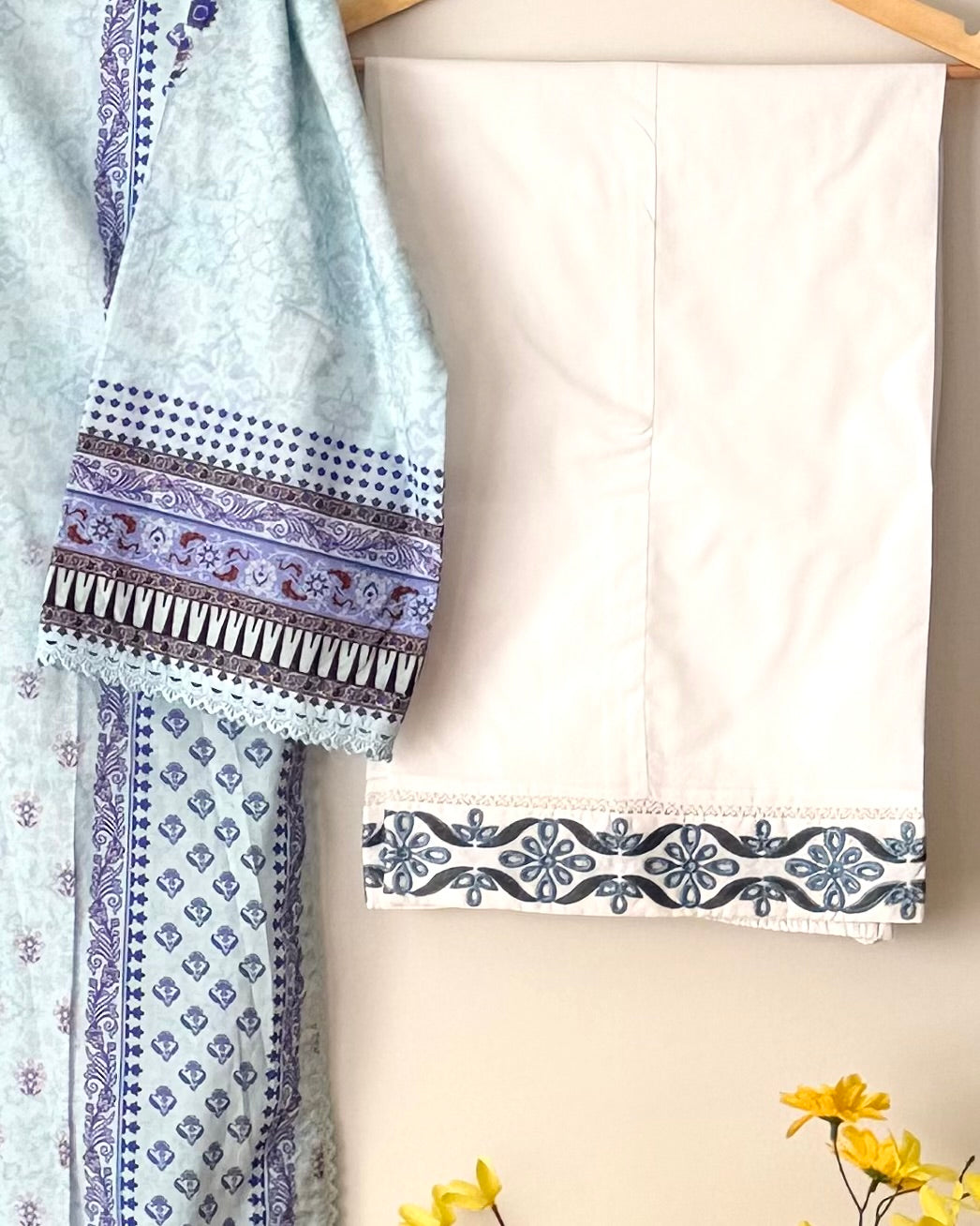 Printed lawn suit  - Agha noor