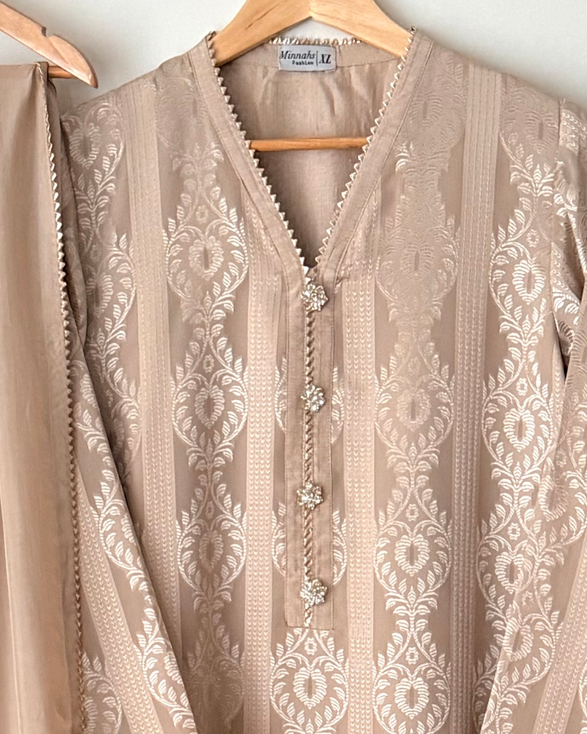 Self silk Jaquard