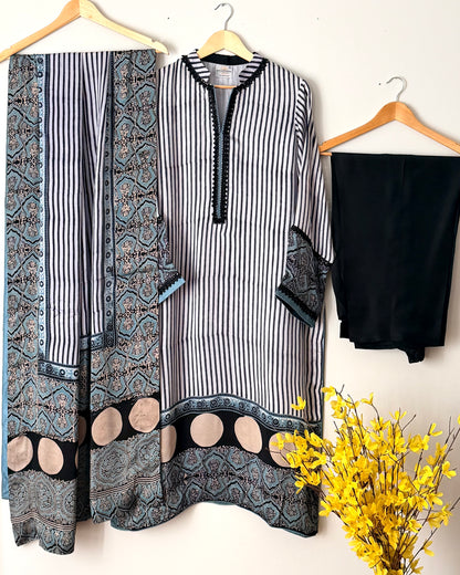 Noor -e- silk(G)-  Block printed Korean shamoze