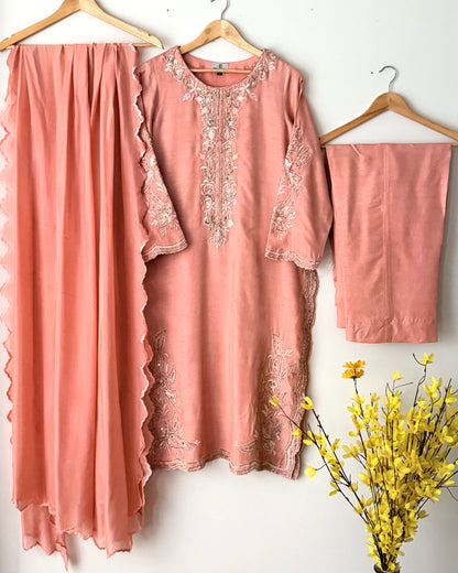 Salmon pink
