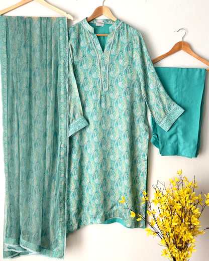 Printed crepe silk suit