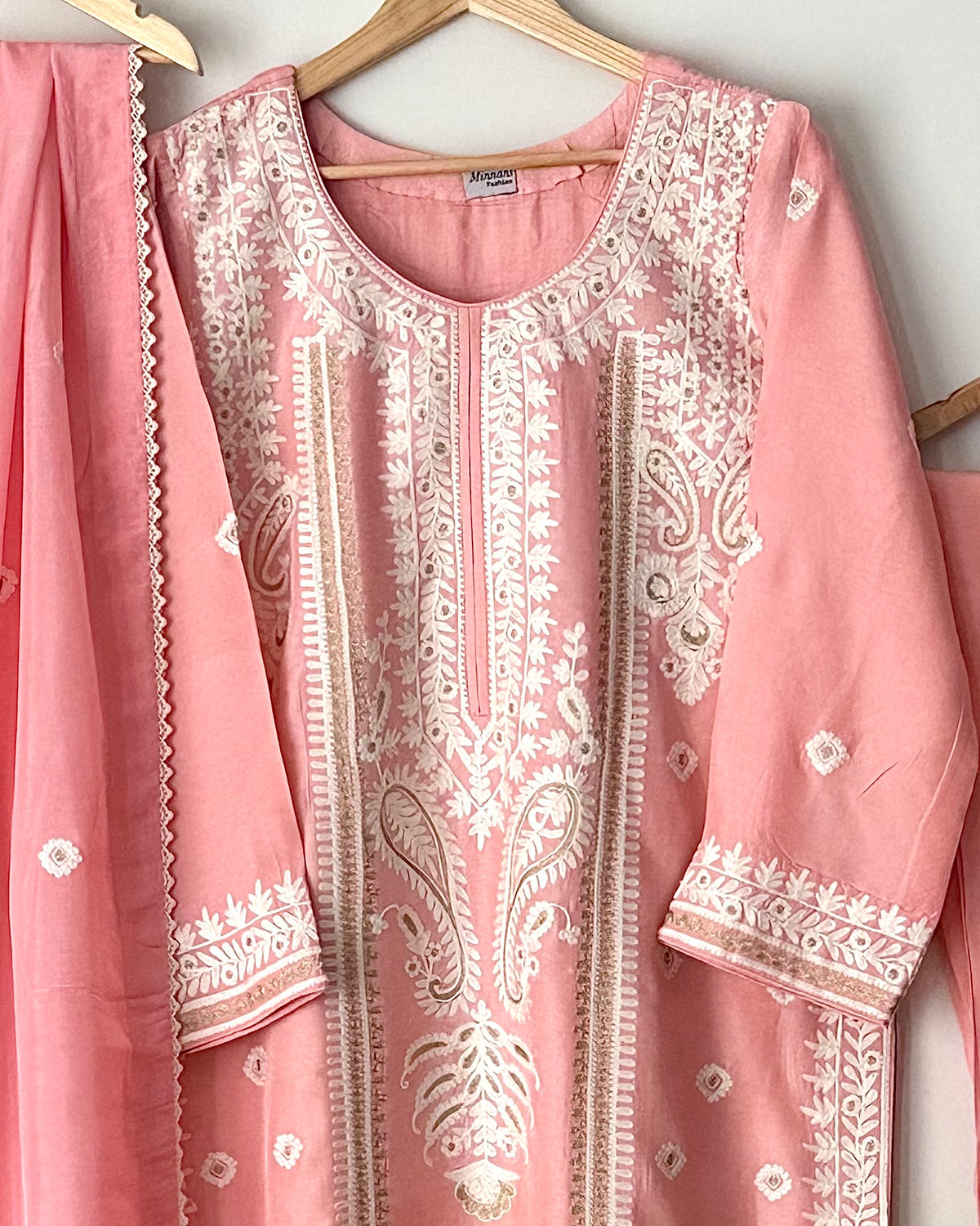 Naz - Ari embroidered suit