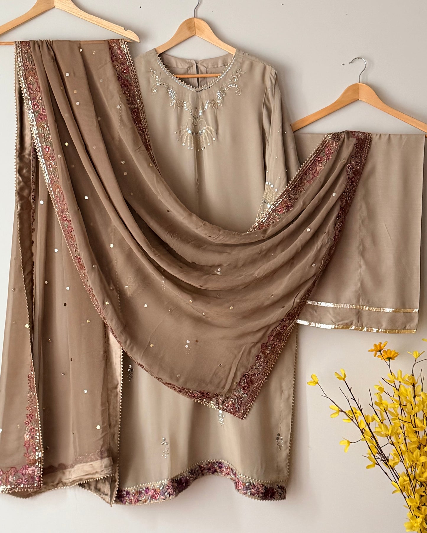 Kamdani chiffon suit - Nureh