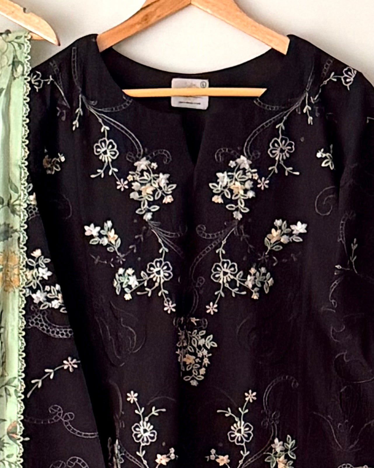 Zara shahjahan  lawn