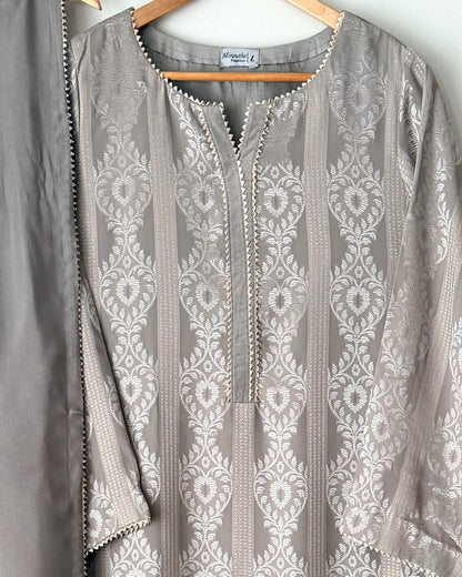 Self silk Jaquard