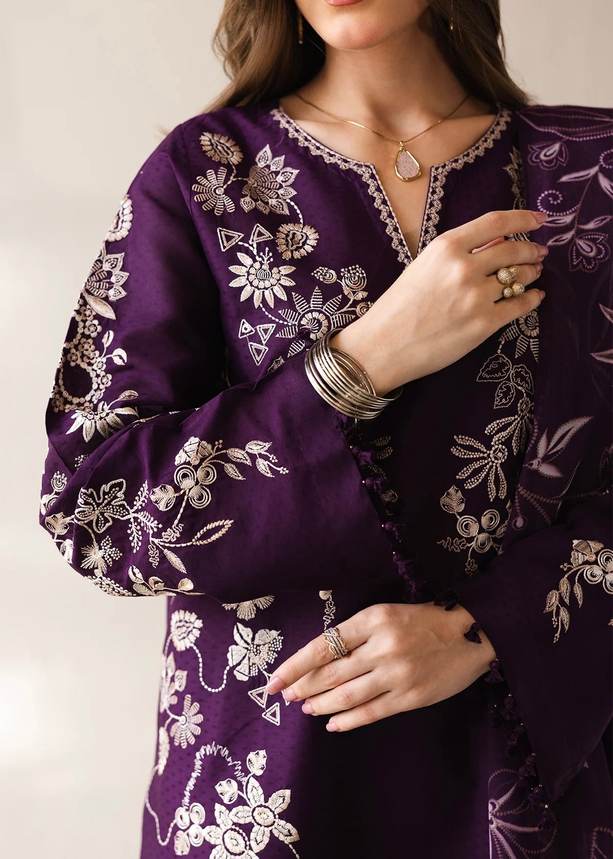 Embroidered suit - Baroque
