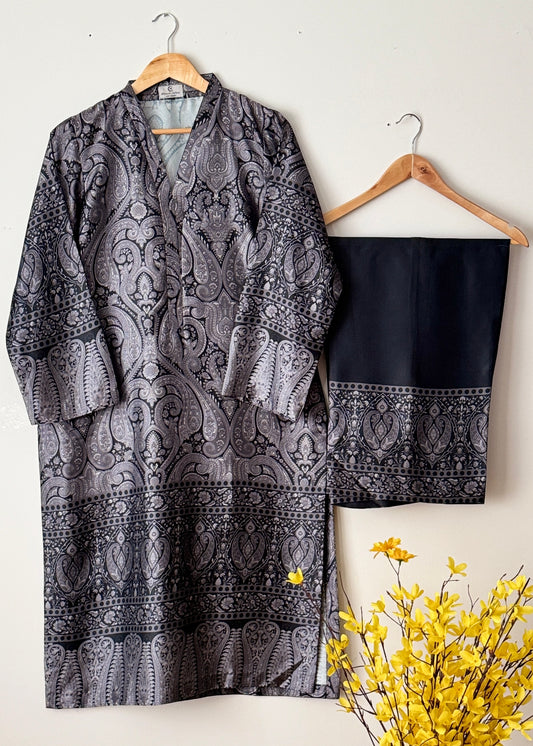 Printed silk suit