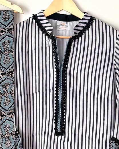 Noor -e- silk(G)-  Block printed Korean shamoze