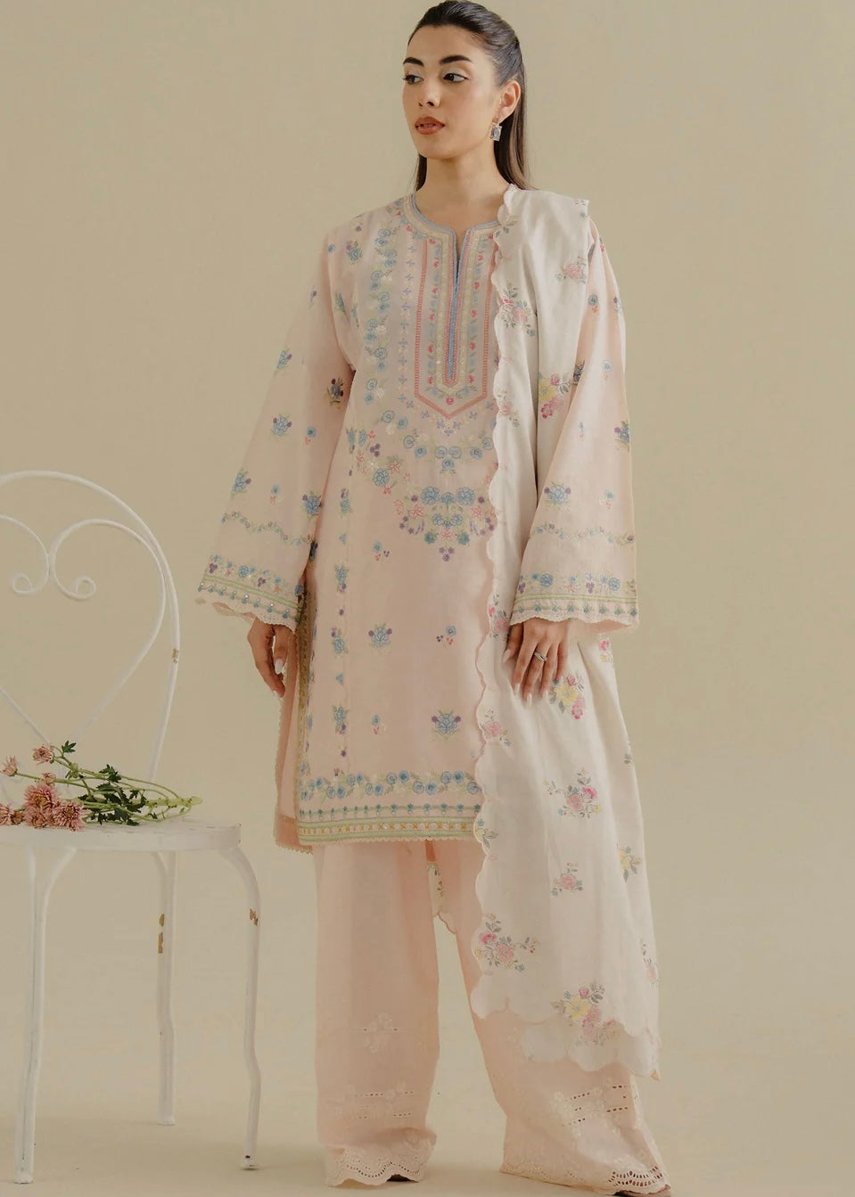 Lawn embroidered suit- Zara Shahjahan