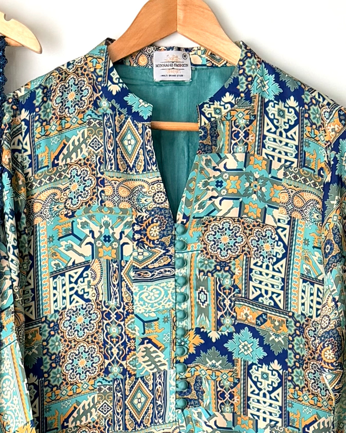 Printed crepe silk suit