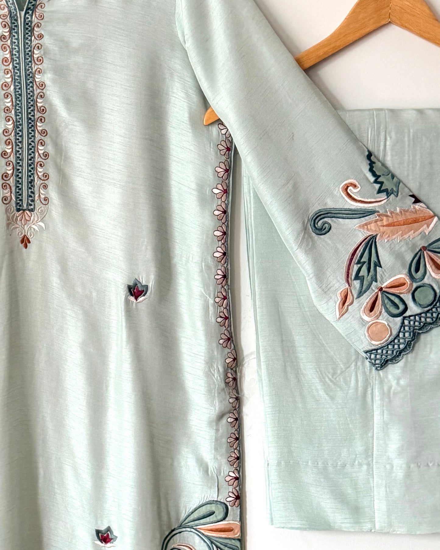 Mint blossom