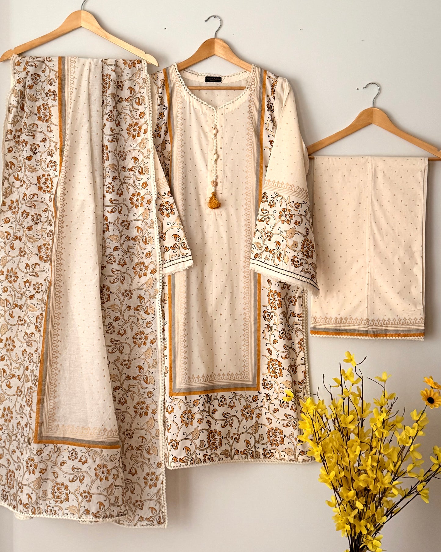 Block printed kora cotton - Agha noor
