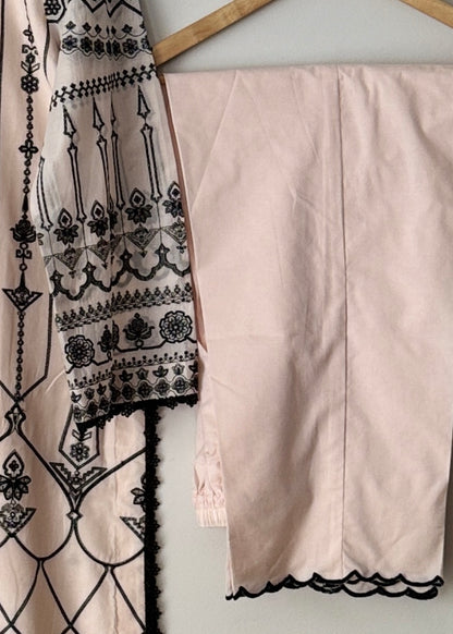 Lawn embroidered suit- Zara Shahjahan