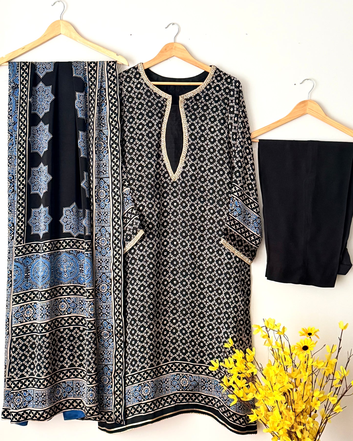 Noor -e- silk(C)-  Block printed Korean shamoze