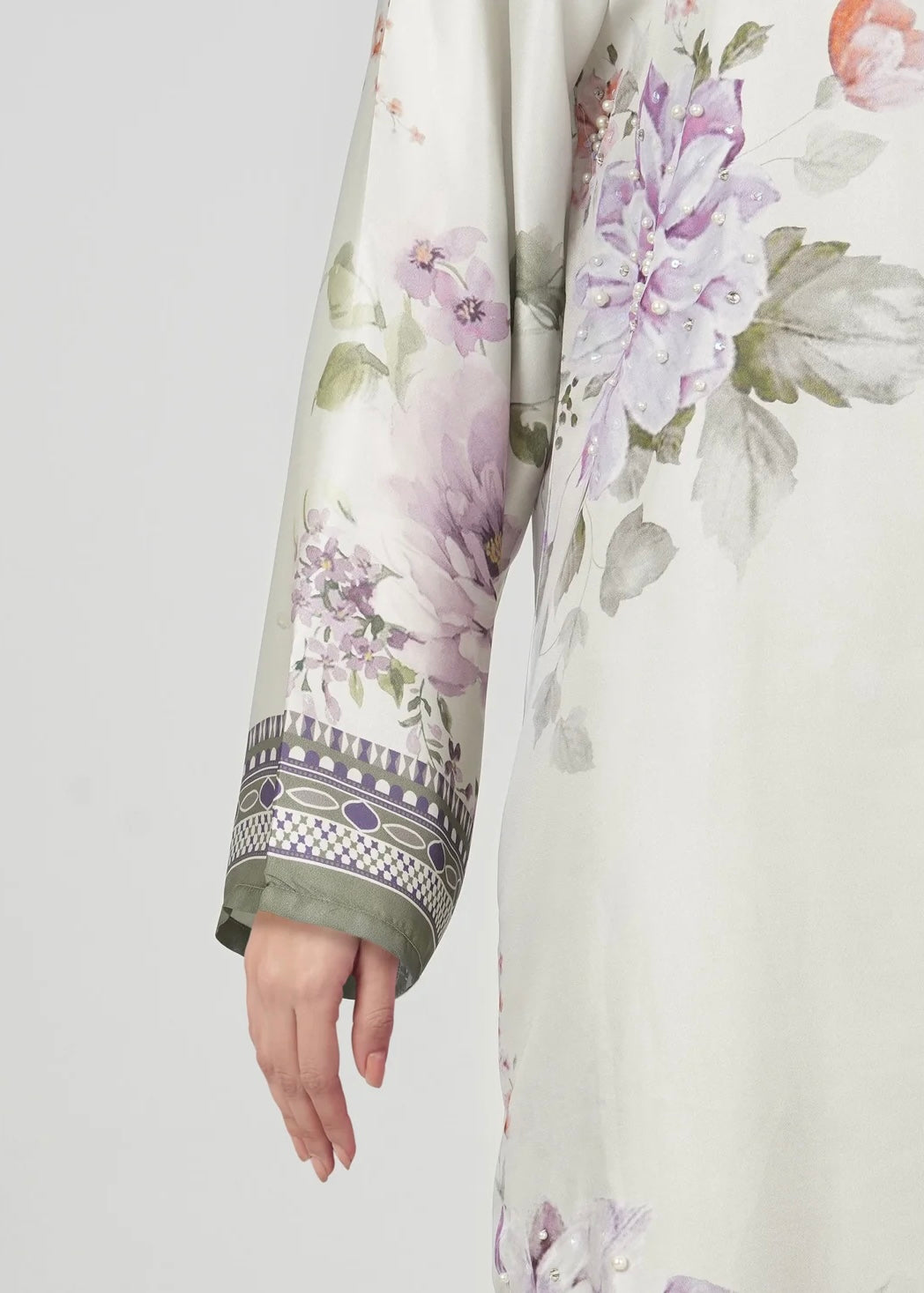 Embellished silk kaftan