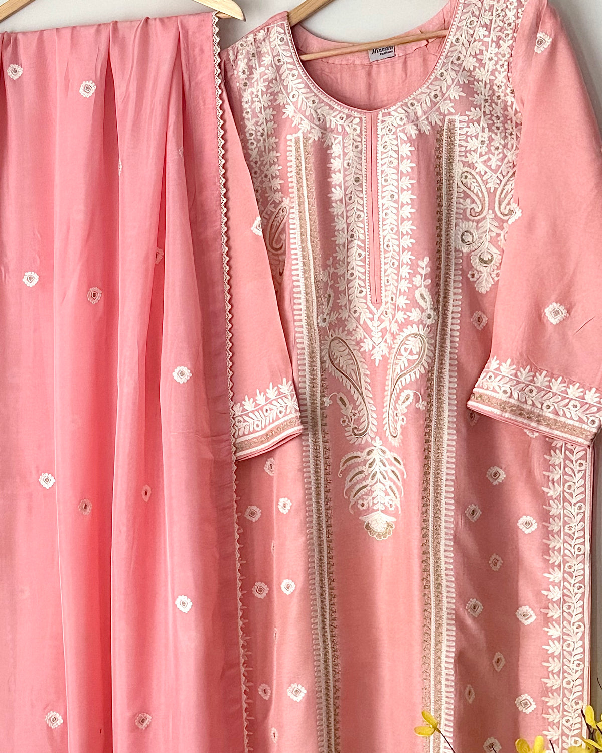 Naz - Ari embroidered suit