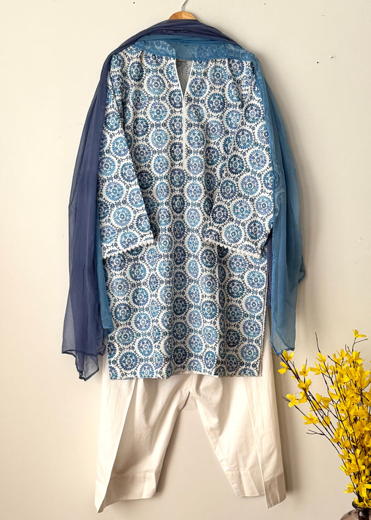 Embroidered suit- Basic