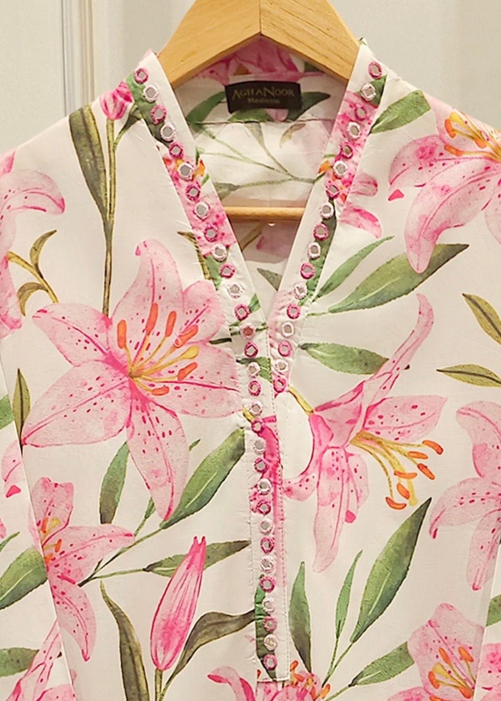 Cambric shirt - Agha noor