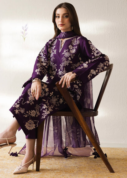 Embroidered suit - Baroque