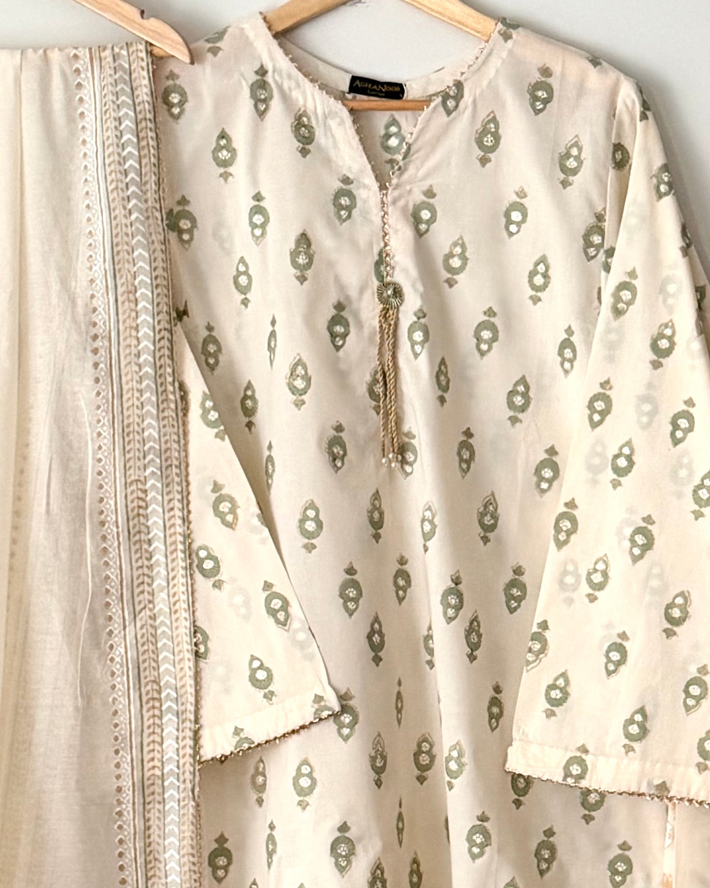 Block printed kora cotton - Agha noor
