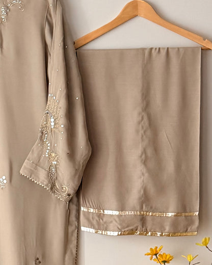 Kamdani chiffon suit - Nureh