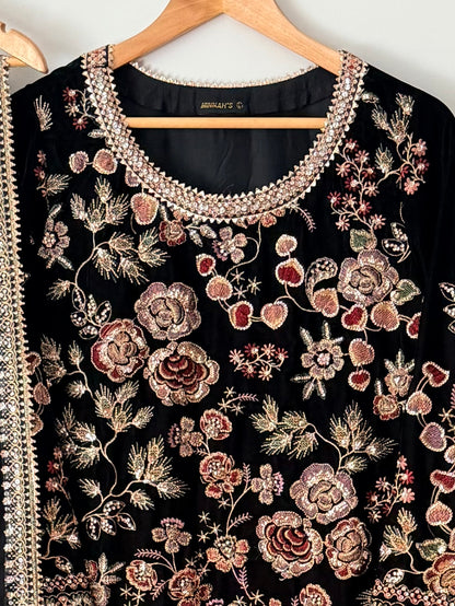 Velvet embroidered suit - Baroque