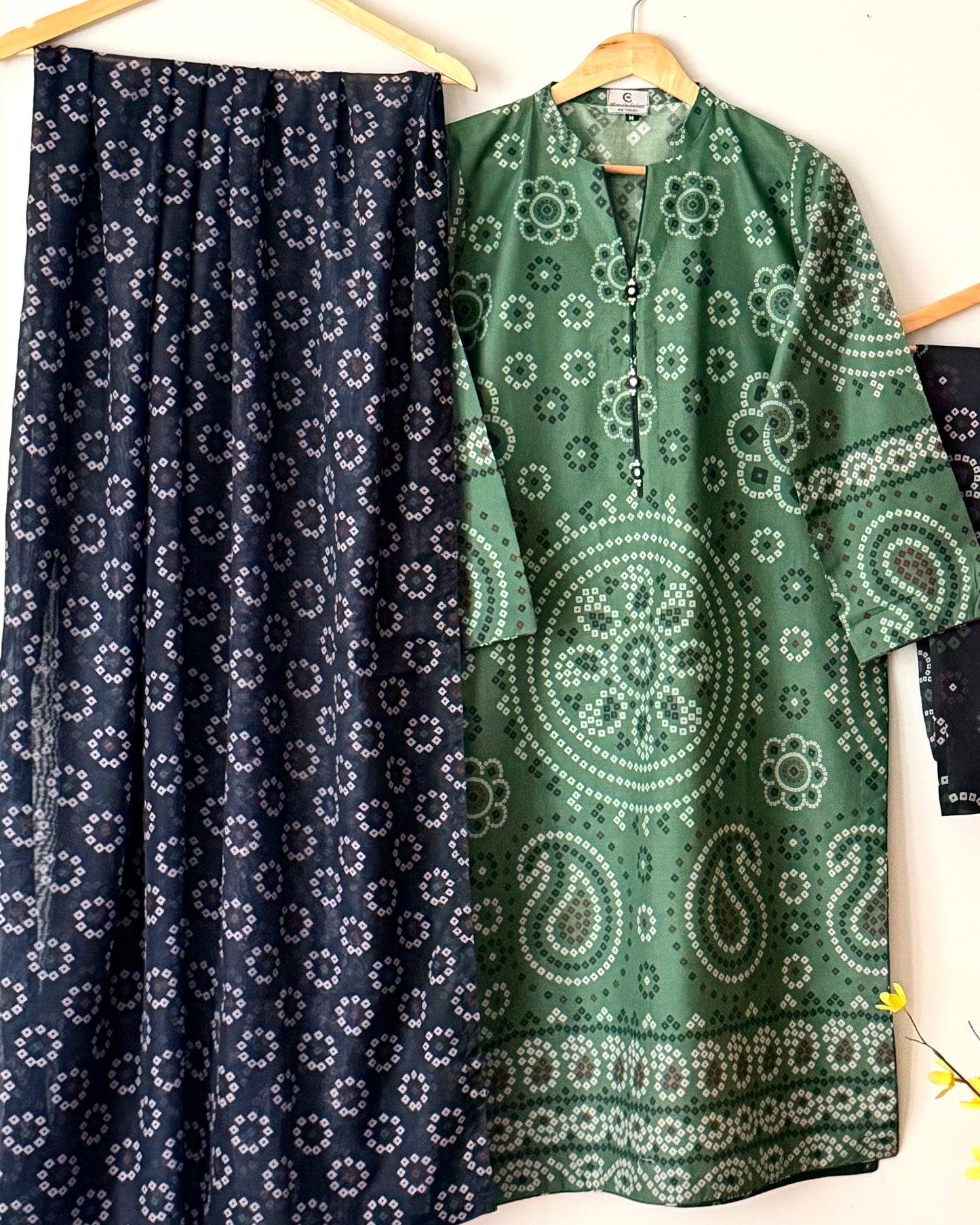 Printed lawn suit - Jazmin